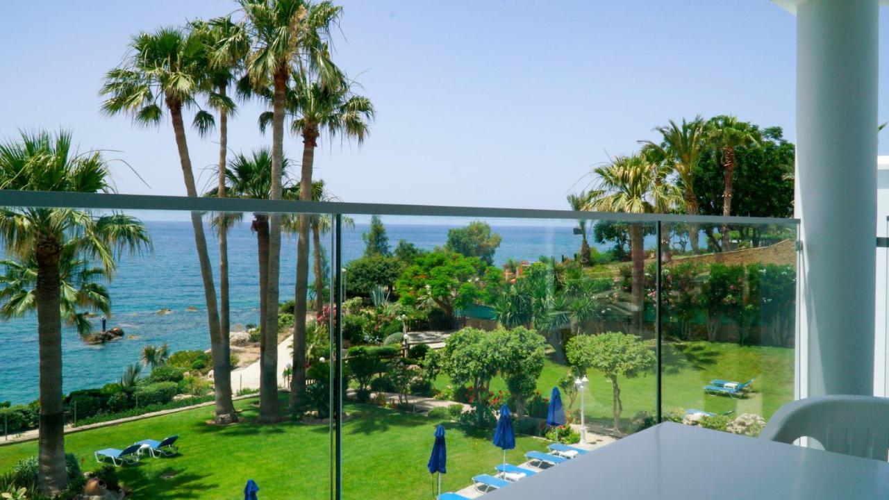 Rododafni Beach Apartments Klorakas Exterior photo