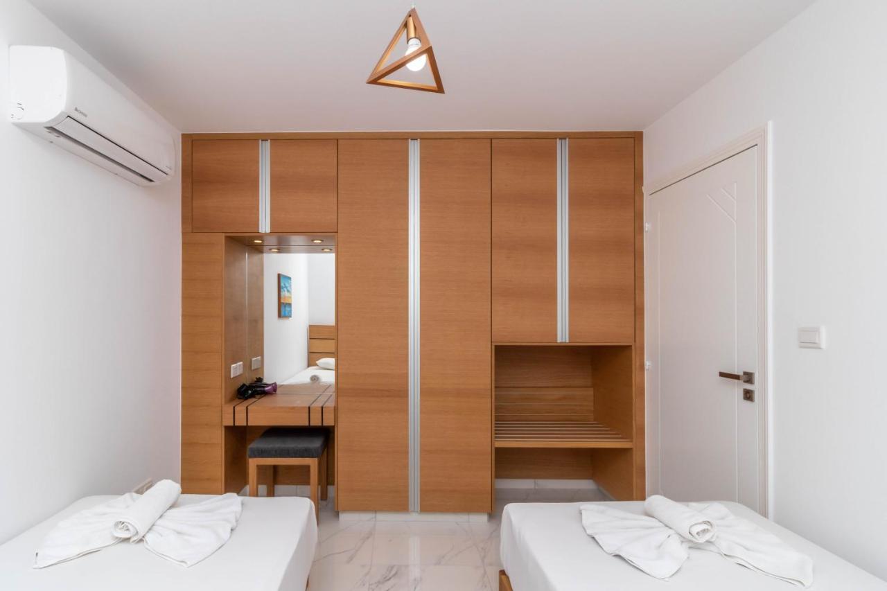Rododafni Beach Apartments Klorakas Exterior photo